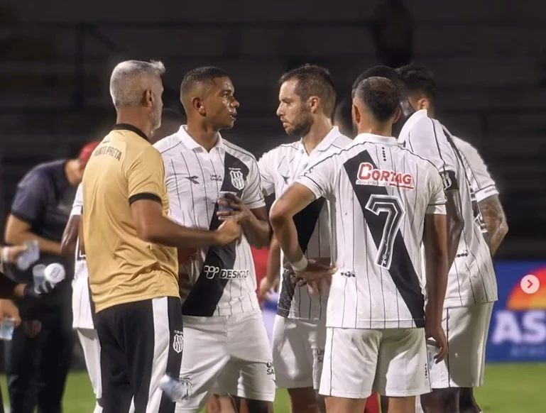 ponte-preta-perde-para-o-atletico-go-e-e-eliminada-da-copa-do-brasil