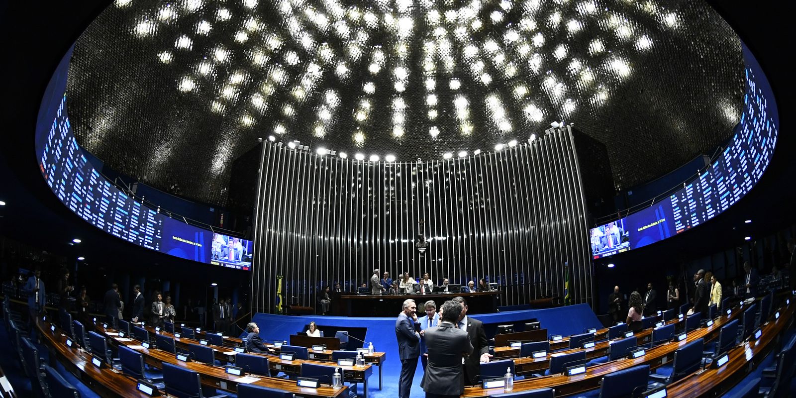 congresso-tera-frente-parlamentar-pela-paz-mundial