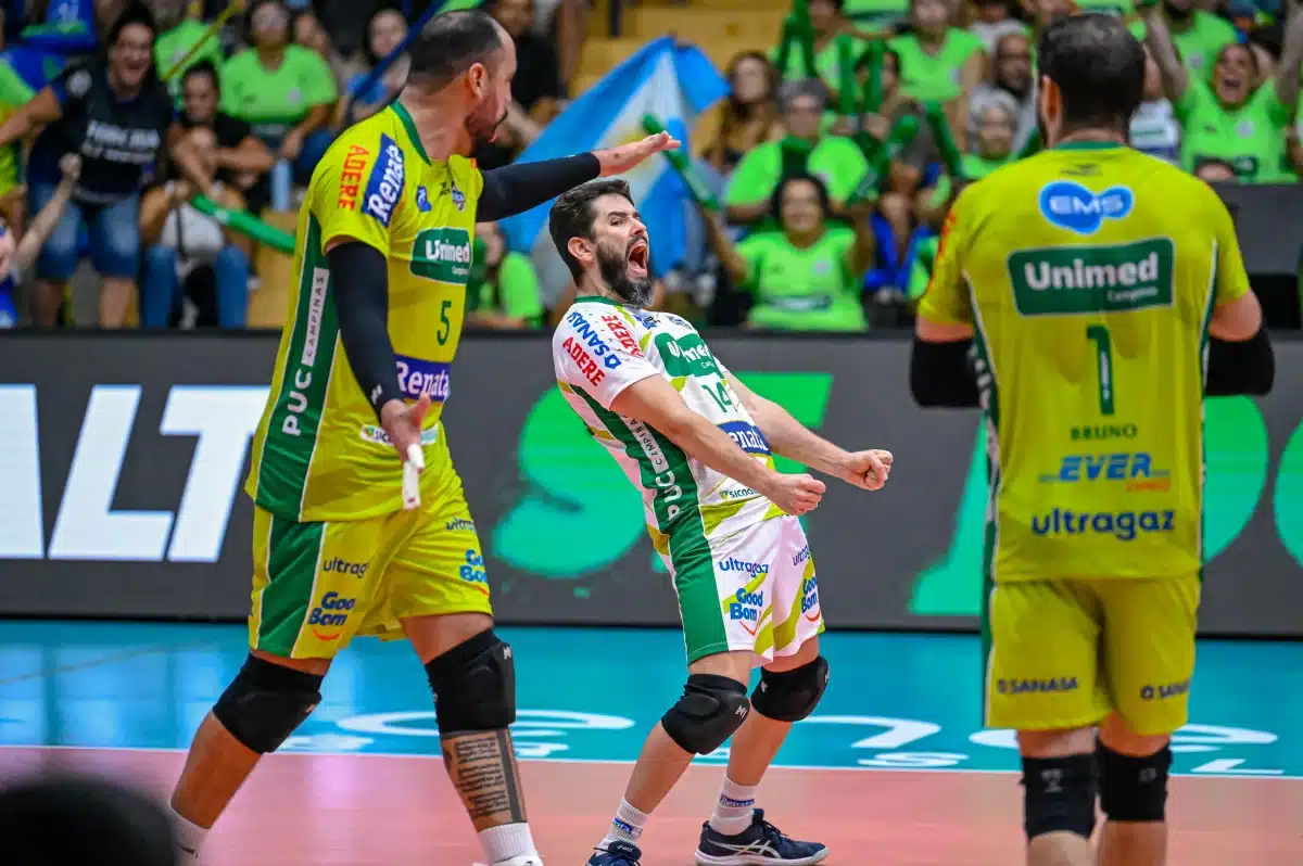 volei-renata-vence-o-sada-cruzeiro-no-taquaral-e-garante-vice-lideranca-da-superliga