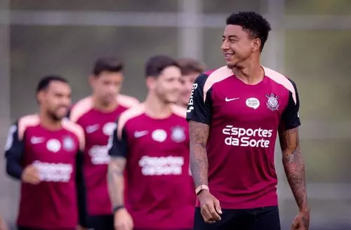 fluminense-x-corinthians:-veja-horario,-onde-assistir-e-provaveis-escalacoes