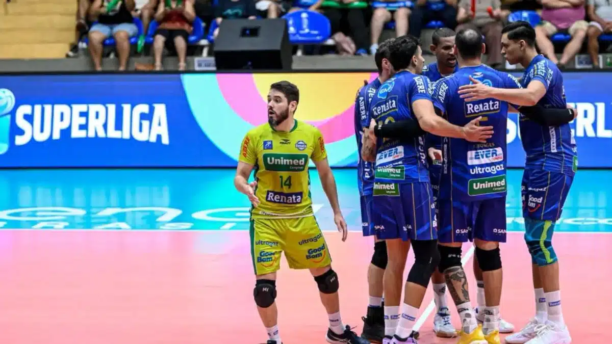 volei-renata-vence-em-casa-e-abre-vantagem-nas-quartas-da-superliga