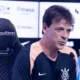 diniz-defende-saida-de-bola-de-hugo-em-primeira-entrevista-como-treinador-do-corinthians