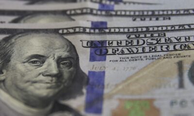 dolar-cai-a-r$-5,10-e-bolsa-bate-recorde-com-tregua-entre-eua-e-ira