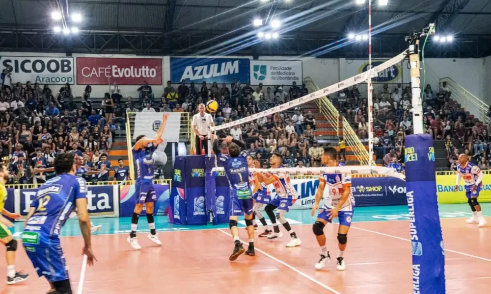 volei-renata-garante-vaga-na-semifinal-da-superliga