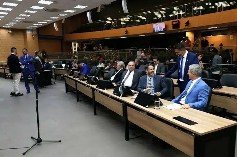camara-aprova-reorganizacao-e-mudancas-nas-regras-para-comercio-ambulante