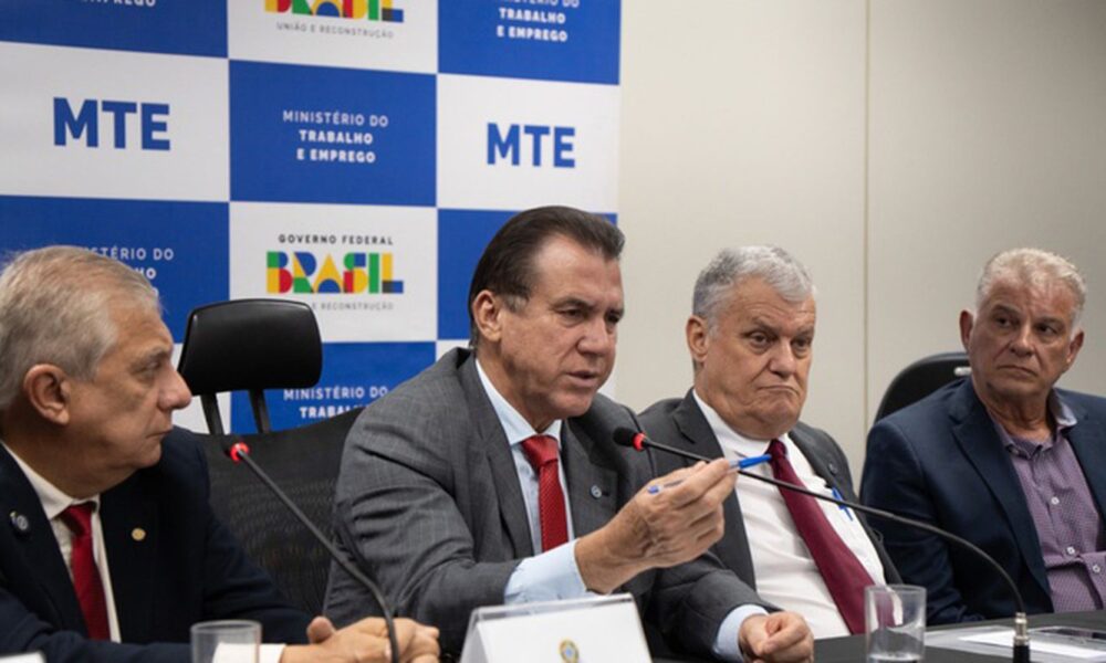 taxistas-pedem-ao-governo-linha-de-credito-para-renovacao-de-frota