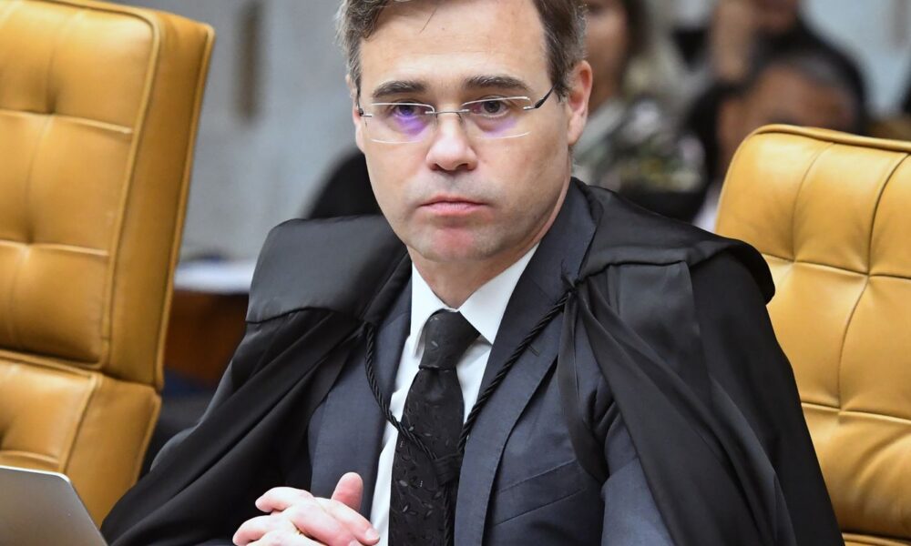 “brasil-perde-a-oportunidade-de-ter-um-grande-ministro”,-diz-mendonca