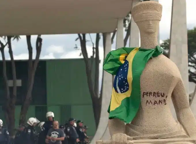 ‘debora-do-batom’,-de-paulinia,-recorre-ao-stf-para-tentar-ser-beneficiada-pela-lei-da-dosimetria