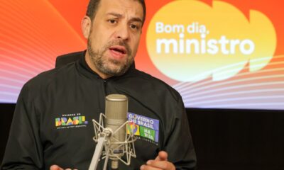 com-juros-altos,-dividas-aumentam-e-exigem-mais-desenrola,-diz-boulos