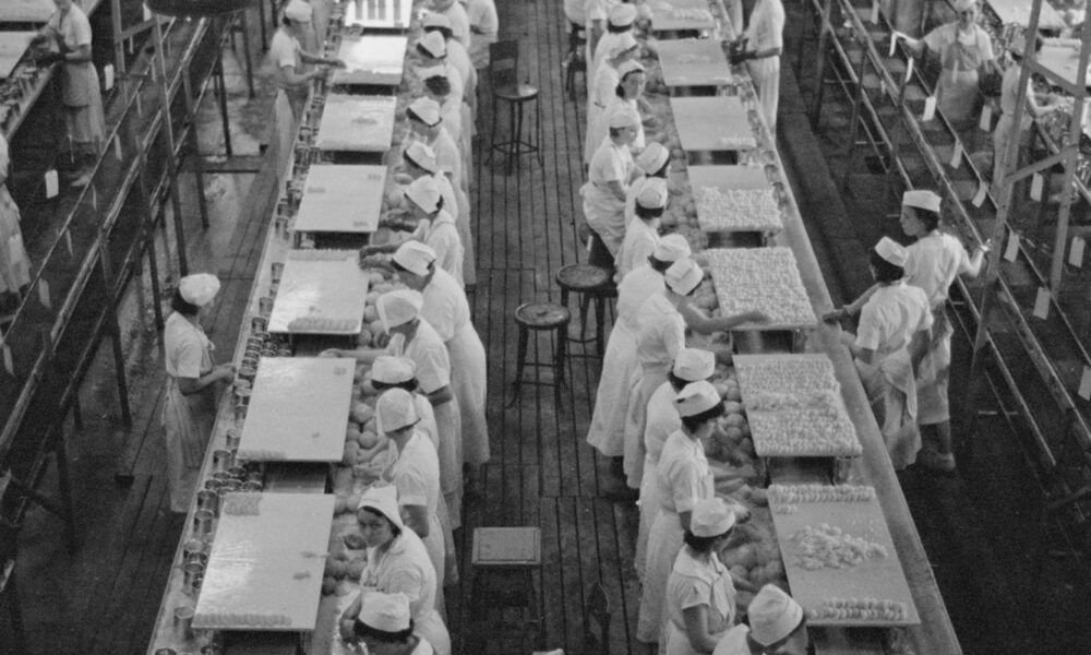 ha-100-anos,-ford-instituia-jornada-de-40-horas-nos-estados-unidos