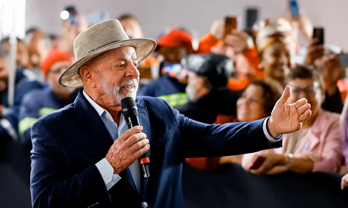 na-replan,-lula-diz-que-haddad-esta-pensando-em-dar-“salto-mais-alto”