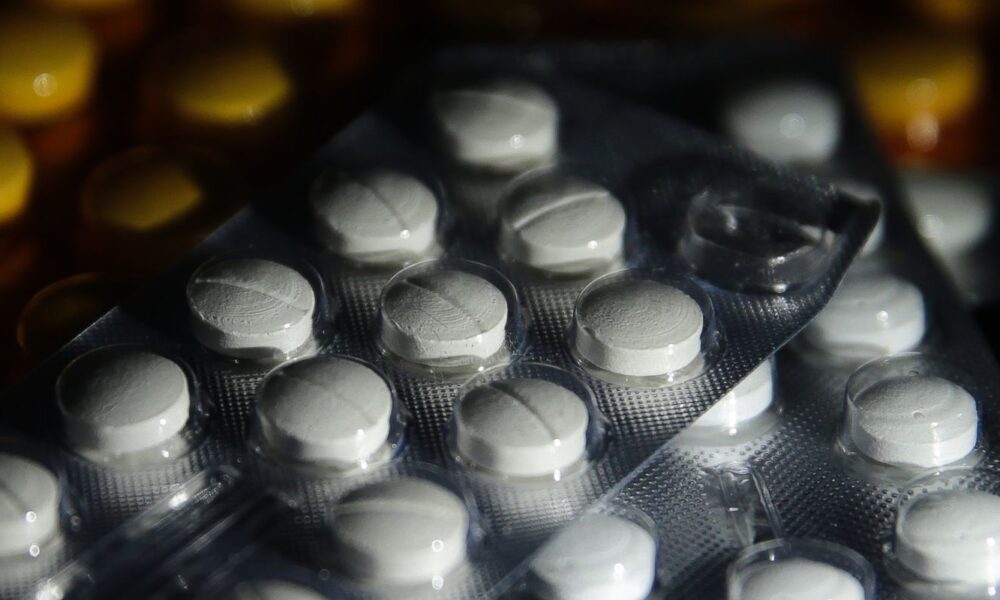 fiocruz-vai-produzir-remedio-de-alto-custo-contra-esclerose-para-o-sus