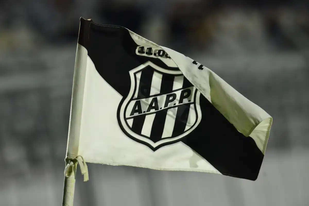 padaria-cobra-mais-de-r$-53-mil-da-ponte-preta-na-justica;-entenda