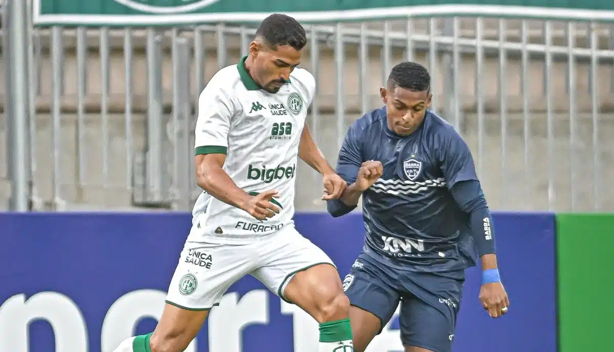fora-de-casa,-guarani-vence-o-barra-sc-e-assume-lideranca-provisoria-da-serie-c