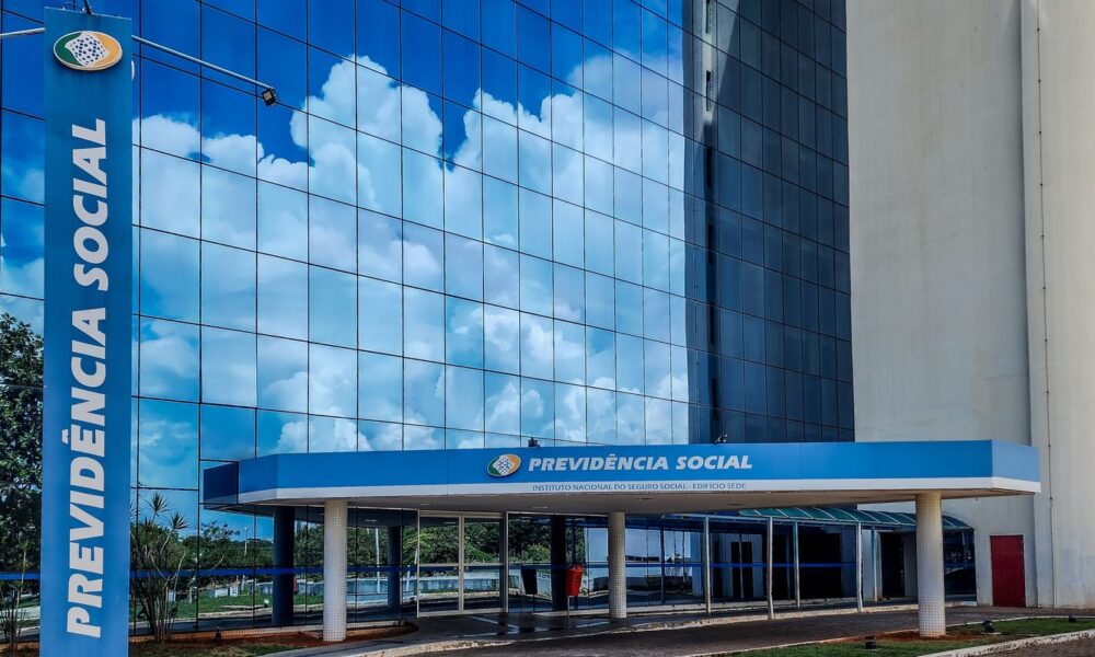 vazamento-de-dados-no-inss-expoe-2,8-milhoes-de-cpfs;-98%-de-falecidos