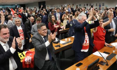 comissao-aprova-relatorio-de-pec-que-acaba-com-escala-6x1