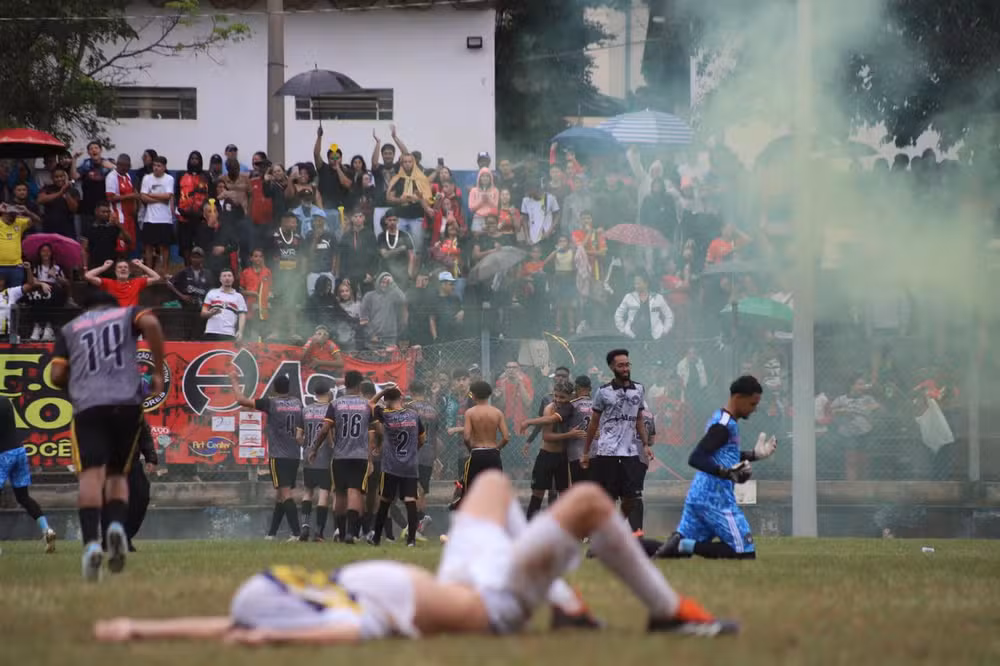 final-da-taca-das-favelas-sera-quinta-feira-no-brinco;-veja-jogos-e-onde-assistir