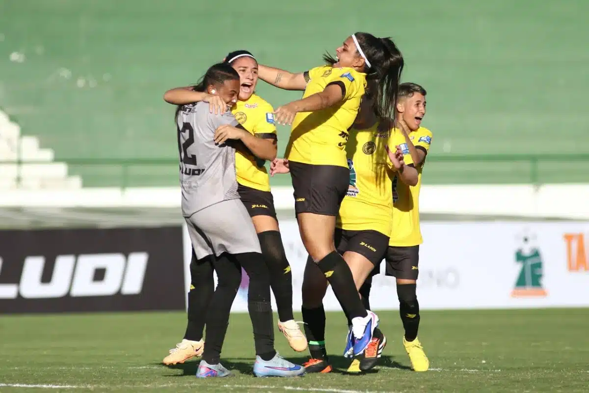 taca-das-favelas:-parque-brasilia-leva-o-titulo-feminino