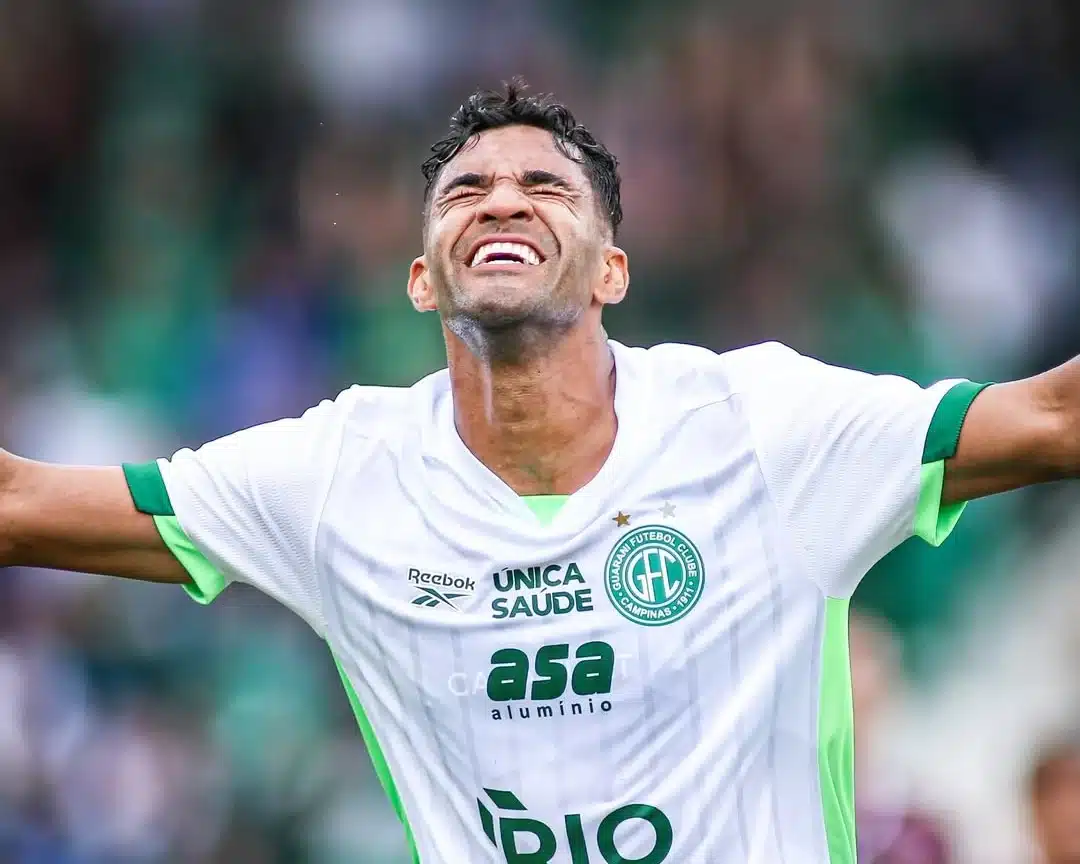 guarani-vence-o-caxias-e-mantem-lideranca-da-serie-c