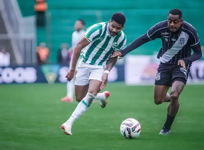 ponte-preta-perde-por-3-a-0-para-juventude-e-se-afunda-na-serie-b