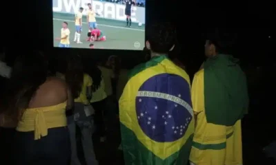 arena-do-torcedor-em-campinas-reune-7-mil-pessoas-na-estreia-do-brasil-na-copa