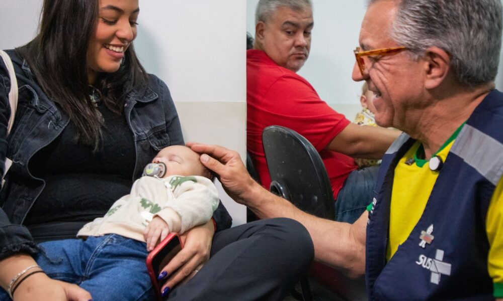ministerio-da-saude-comeca-a-vacinar-criancas-com-a-pneumo-20