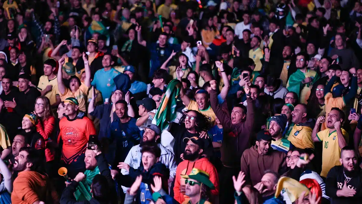 brasil-x-haiti:-veja-fotos-da-arena-do-torcedor,-que-reuniu-7-mil-pessoas-em-campinas