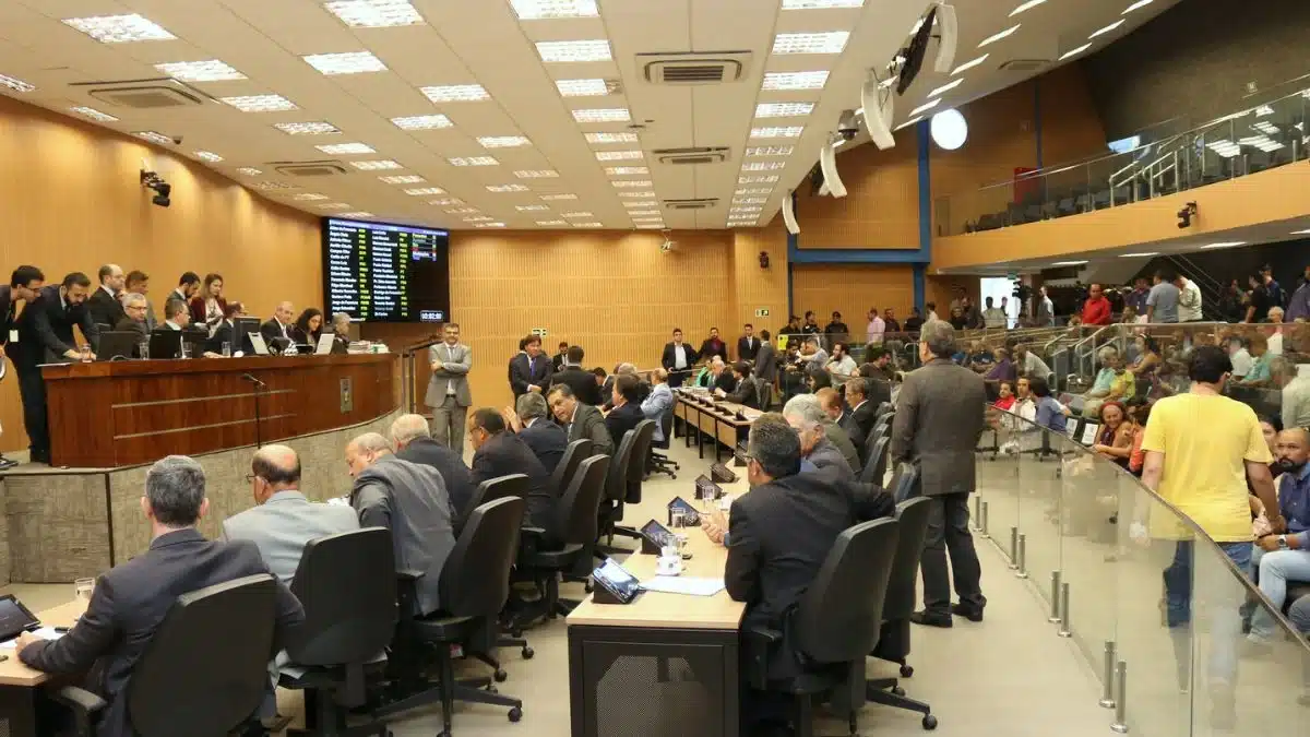 camara-de-campinas-vota-ldo-de-2027-e-reajuste-salarial-dos-servidores-hoje