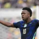 brasil-vence-a-escocia-com-dois-gols-de-vini-jr-e-avanca-em-primeiro-na-copa-do-mundo