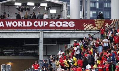 paixao-pelo-futebol-expoe-populacao-a-publicidade-de-bets,-alerta-idec