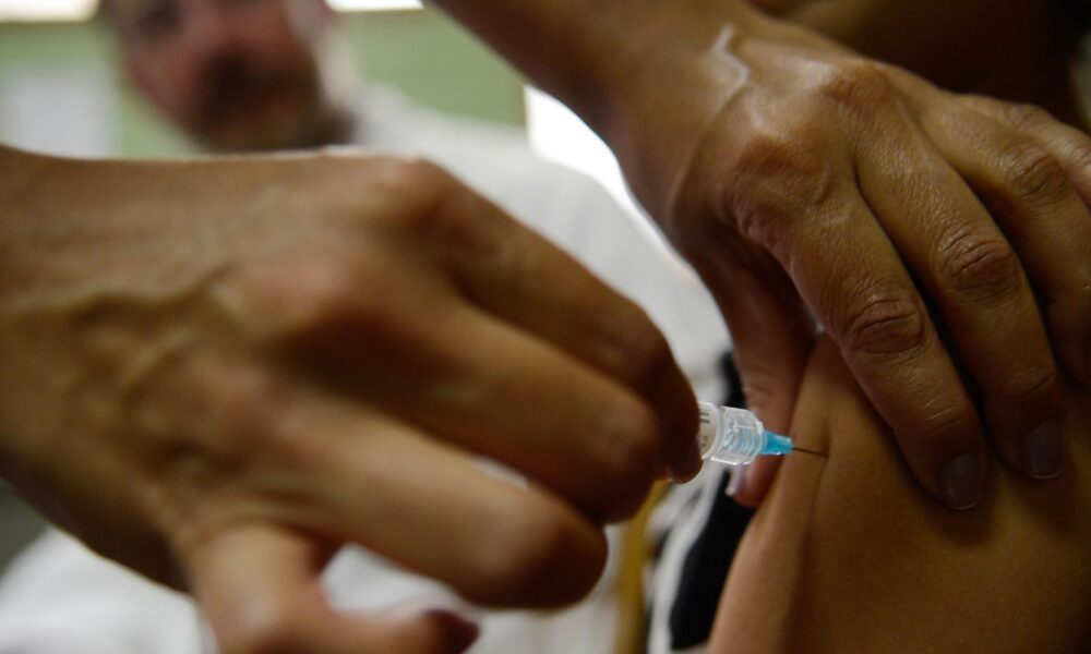 vacinacao-de-adolescentes-de-15-a-19-anos-contra-o-hpv-e-prorrogada