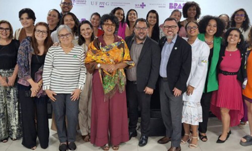 governo-reforca-sus-com-760-profissionais-em-enfermagem-obstetrica