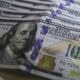 dolar-cai-ao-menor-nivel-em-tres-semanas;-bolsa-sobe-1,22%