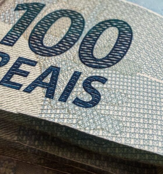 dolar-cai-para-r$-5,07,-menor-nivel-em-um-mes;-bolsa-fica-estavel