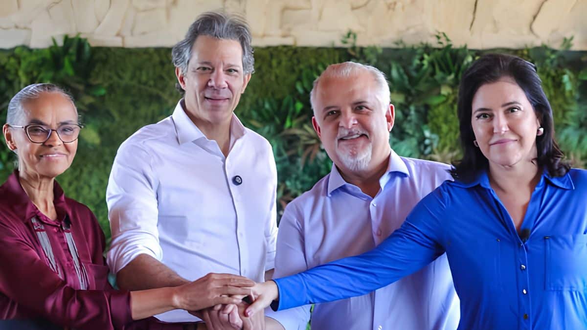 pt-lanca-haddad-ao-governo-de-sp-em-convencao-em-campinas-com-presenca-de-lula