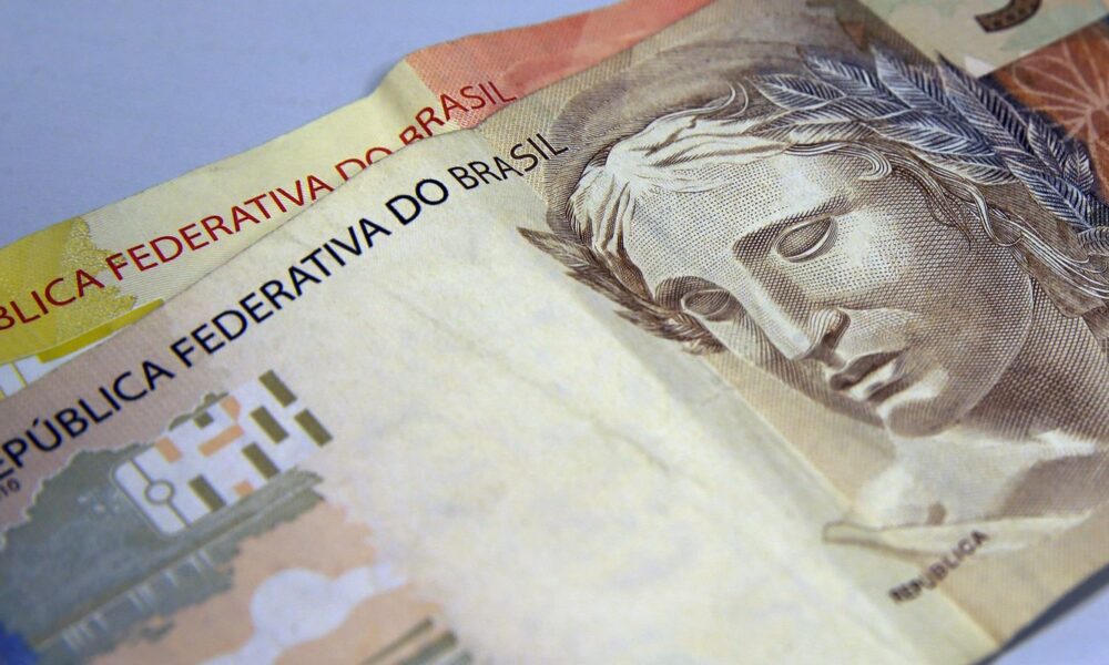 beneficiarios-com-nis-de-final-7-recebem-bolsa-familia-de-julho