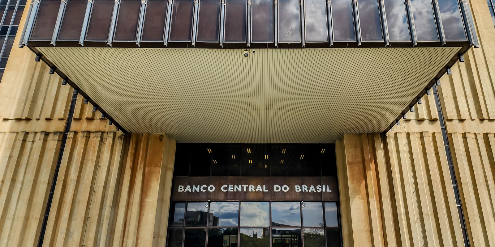 em-nova-reducao,-copom-baixa-taxa-selic-para-14%-ao-ano