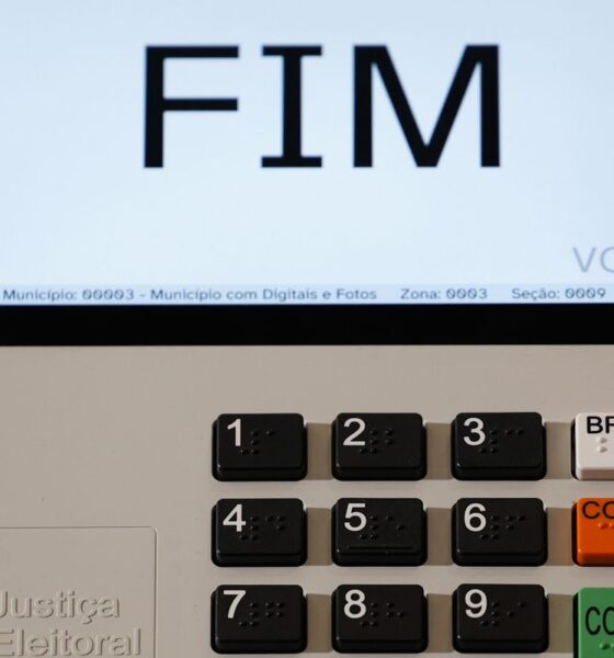 federacao-psol-rede-oficializa-apoio-a-candidatura-de-lula-a-reeleicao