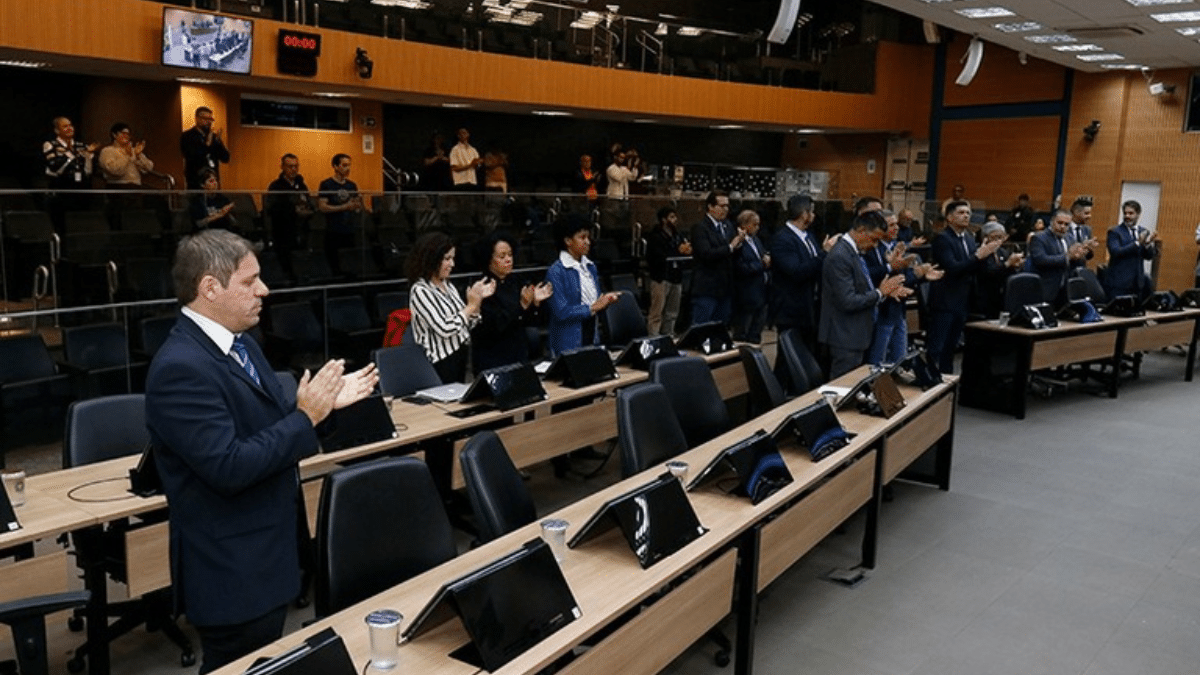 campinas-aprova-focinheira-para-caes-de-grande-porte-e-restricao-a-condenados-por-maus-tratos