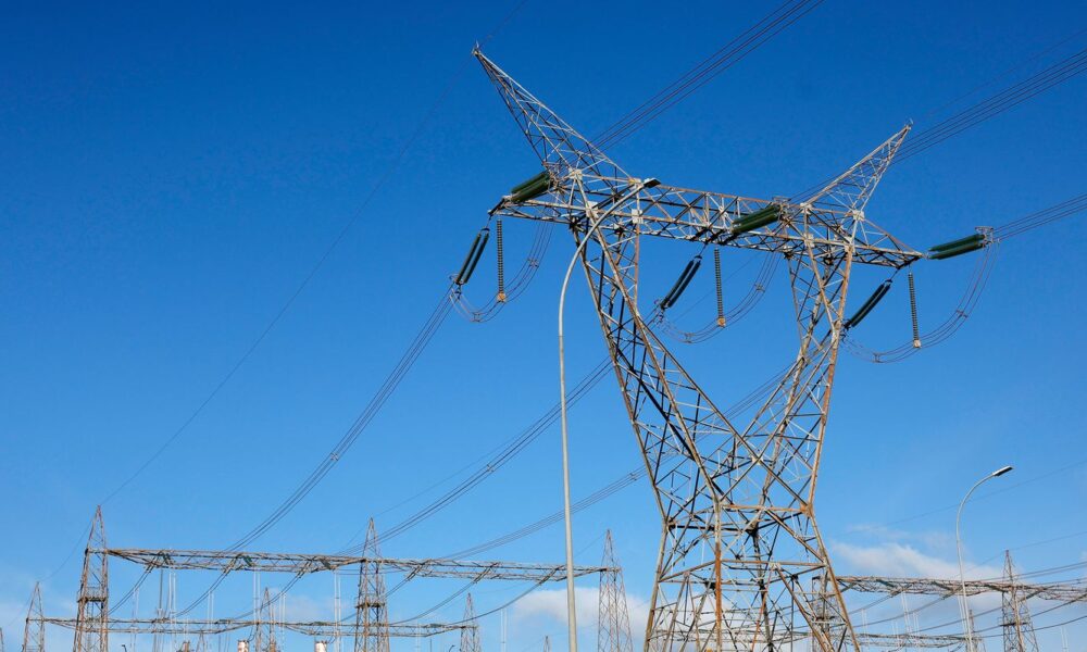 consumidores-poderao-escolher-fornecedores-de-energia-a-partir-de-2027