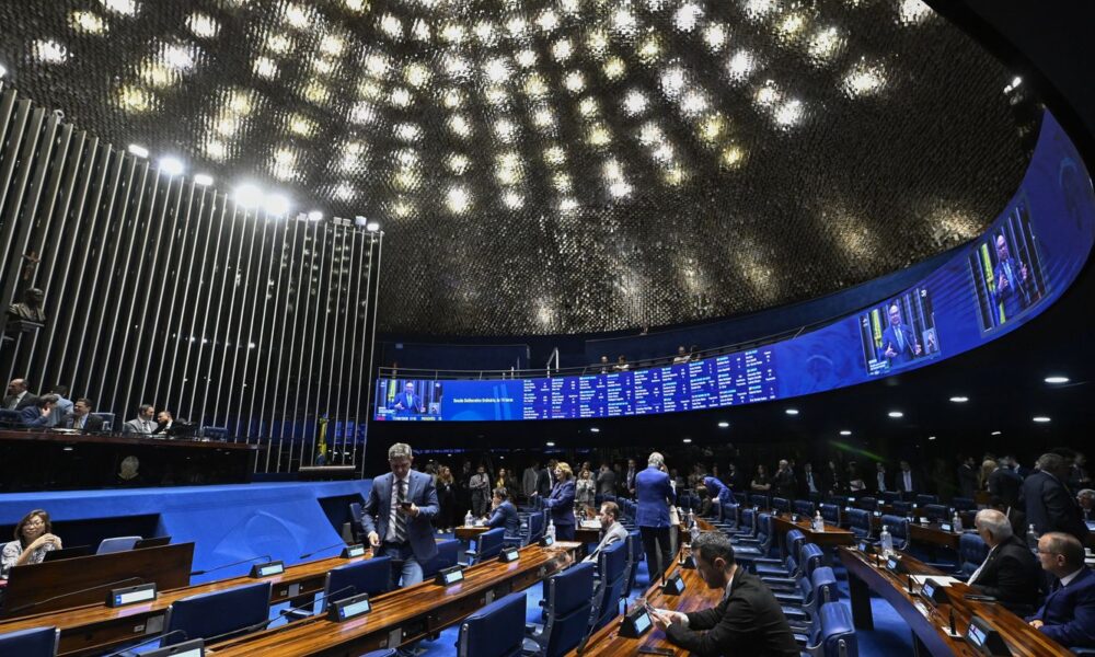 senado-aprova-emprestimos-de-us$-1,8-bi-para-estados-e-municipios