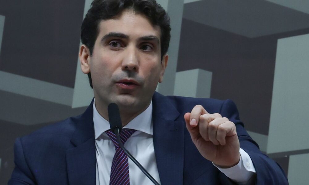 galipolo-critica-empresas-que-pressionam-para-usar-fgc