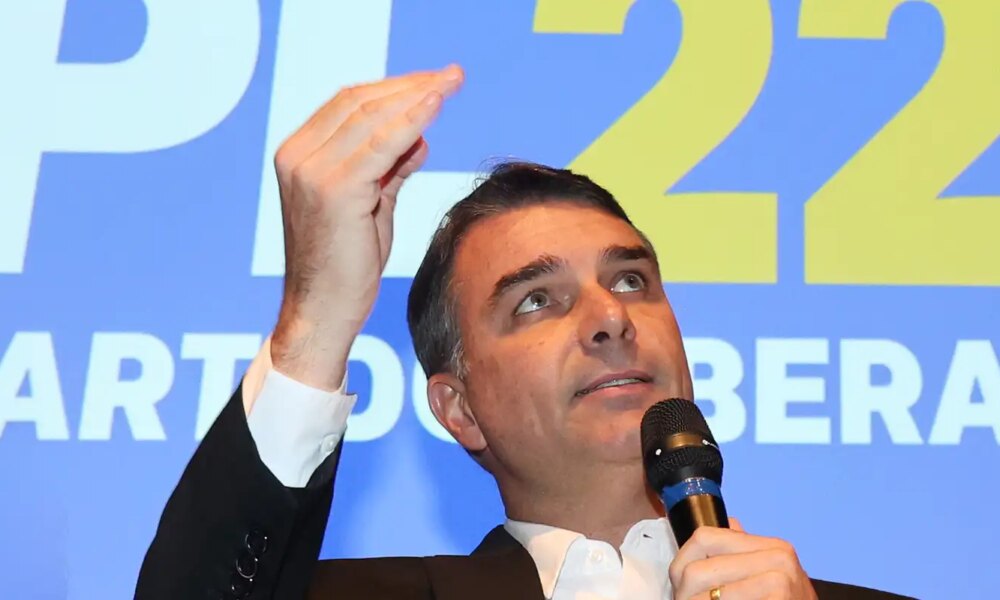 filho-mais-velho-de-bolsonaro,-flavio-disputa-a-presidencia-pelo-pl