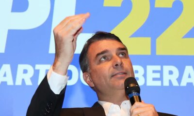 filho-mais-velho-de-bolsonaro,-flavio-disputa-a-presidencia-pelo-pl