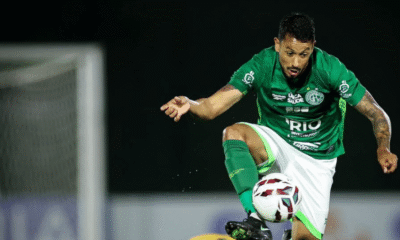 guarani-abre-2-a-0,-sofre-empate-em-quatro-minutos-e-perde-chance-de-escalar-tabela-da-serie-c