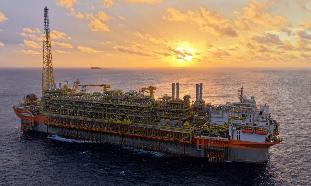 navio-plataforma-da-petrobras-atinge-producao-maxima-no-pre-sal