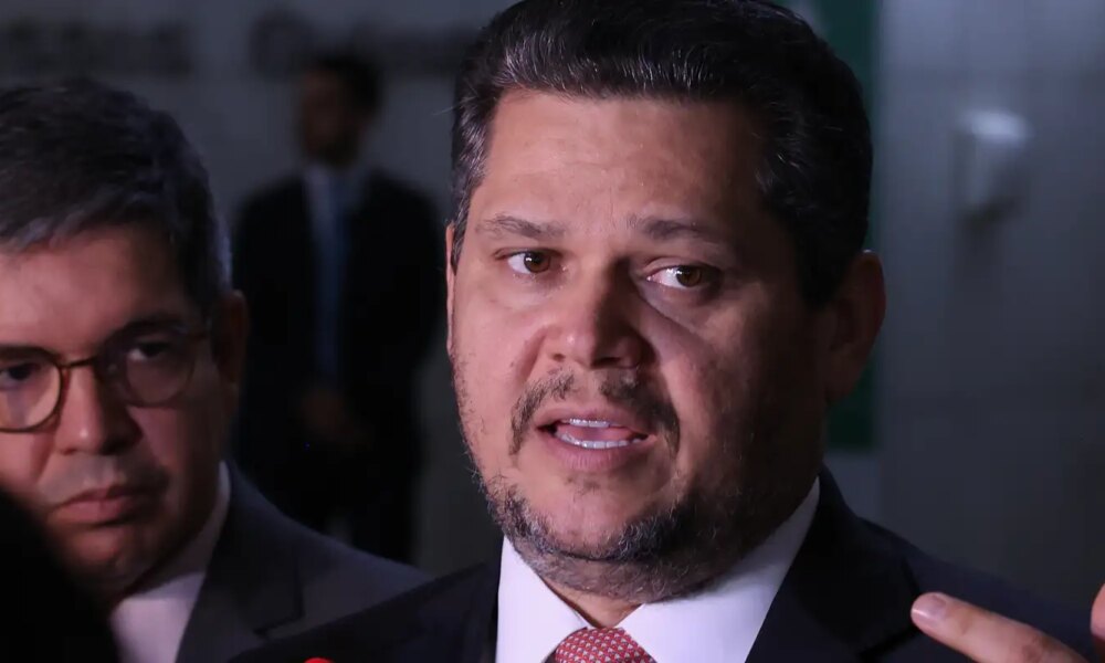 alcolumbre-envia-pec-do-fim-da-escala-6×1-para-ccj-do-senado