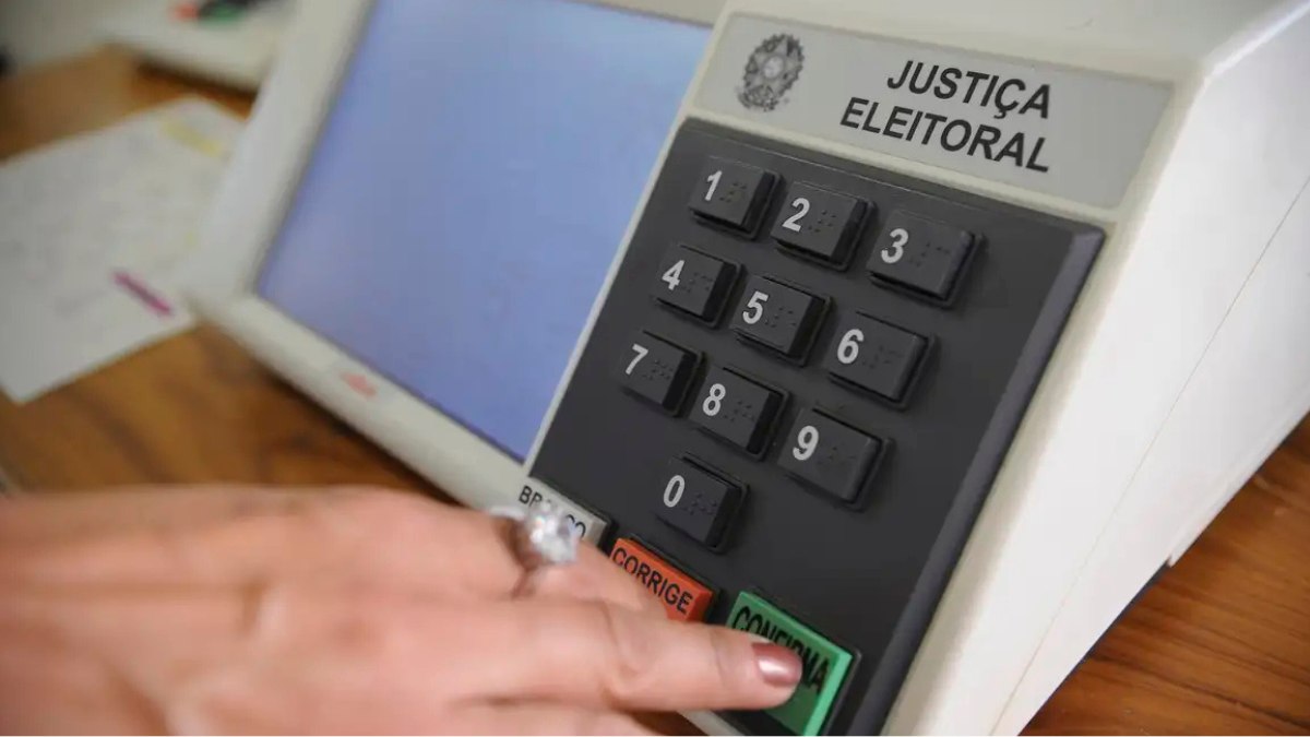 primeiro-debate-presidencial-acontece-hoje;-veja-quem-vai-participar