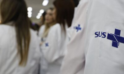 saude-estende-atuacao-de-676-medicos-especialistas-no-sus