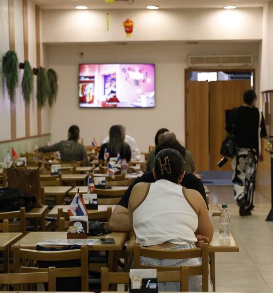 servicos-ocuparam-15,9-milhoes-e-pagaram-media-de-2,2-minimos-em-2024